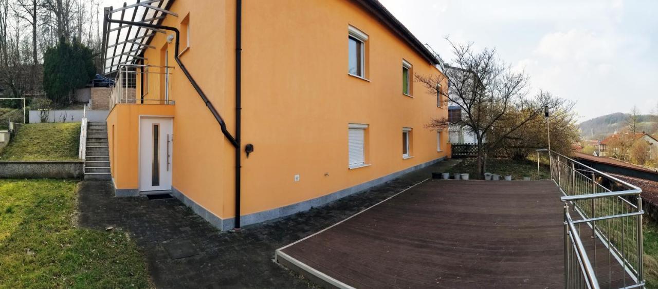 A Spacious 3 Bedroom Apartment In Bad Abbach/Regensburg Esterno foto